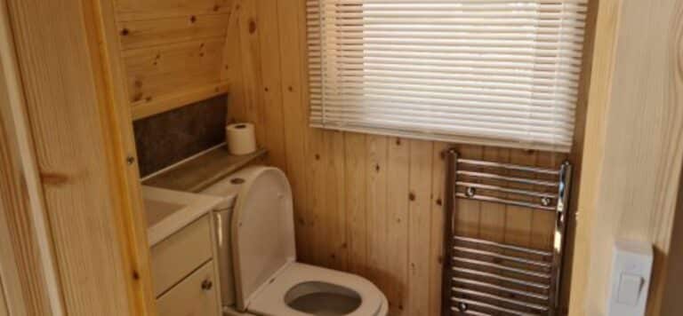 Bathroom at Alpaca Glamping Pod at Welltrough Farm Cheshire