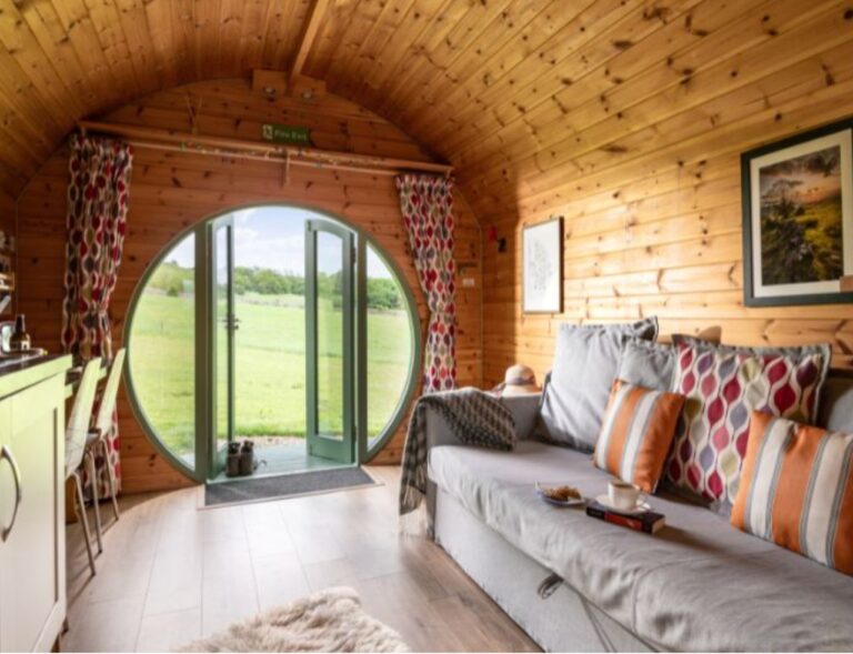 Lounge at Hoe Grange Holidays Derbyshire and The Peak District