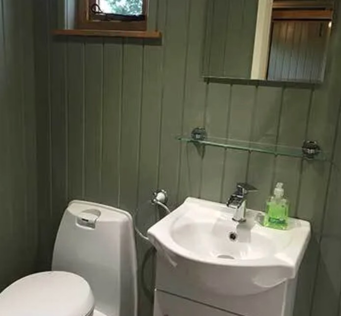 Bathroom in a Shepherds Hut at Stackstead Farm Glamping North Yorkshire