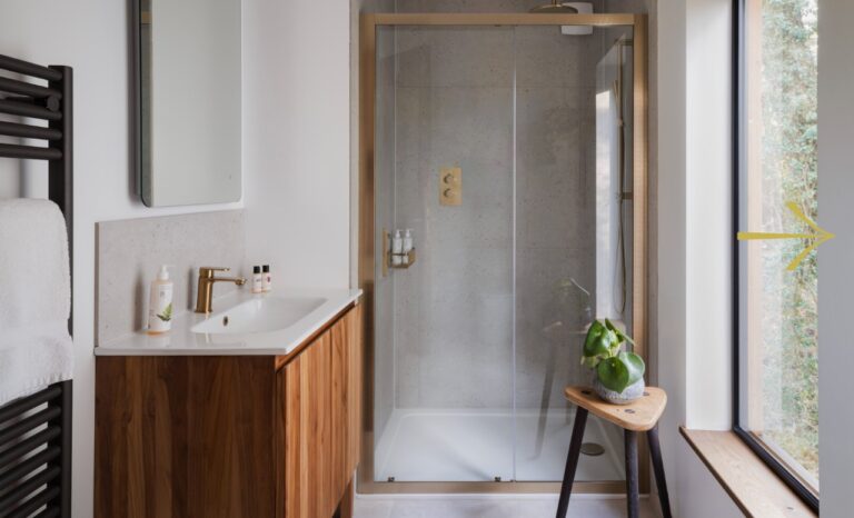 Bathroom in Treehouse at Hinton Hideaways Somerset