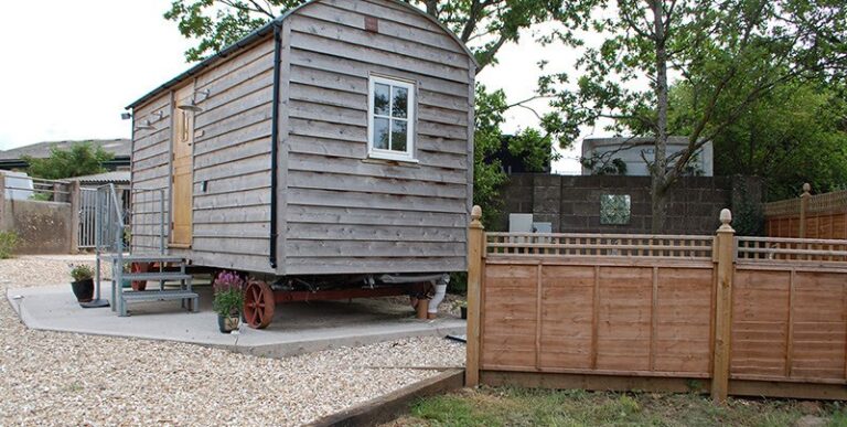 Shepherds Hut next to private garden at To Rest A While Glamping Somerset