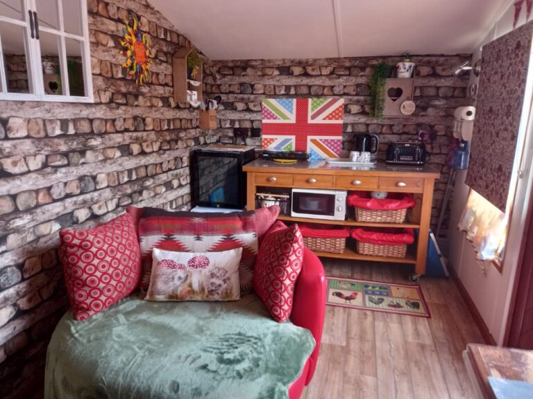 kitchen for Maggie gypsy caravan at oakpond cottage shropshire